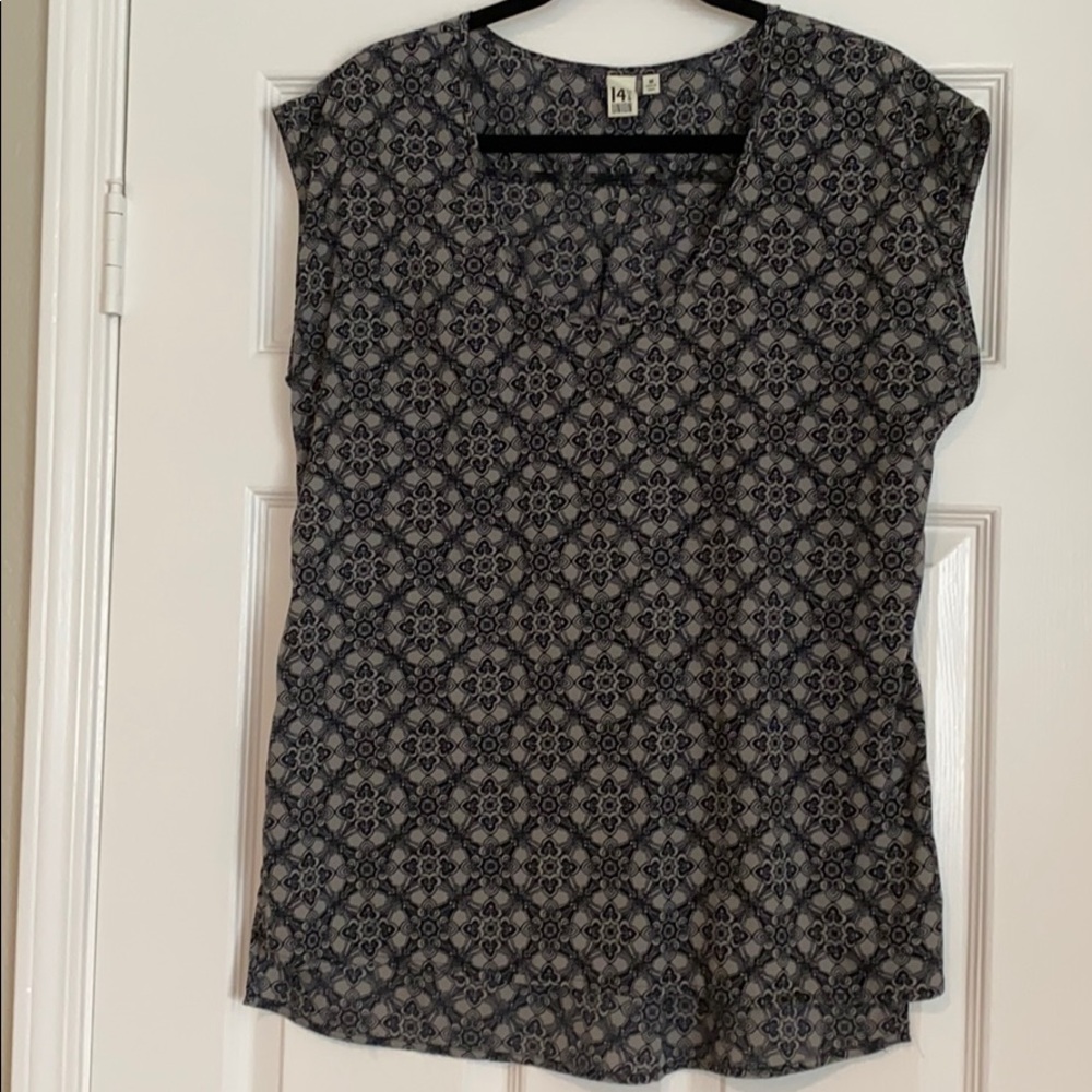 Scoop neck blouse.  Black and gray.
